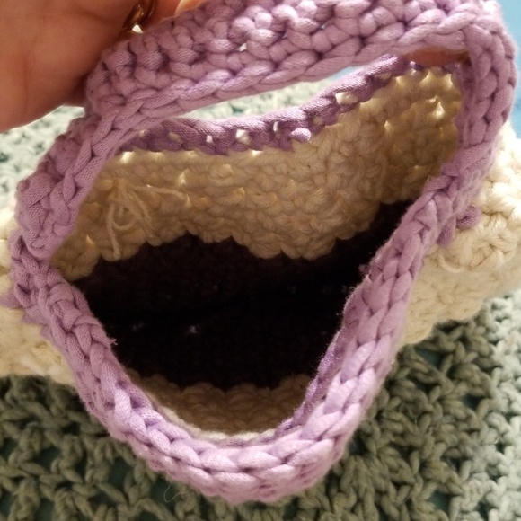 Hand crocheted Plum Clutch bag 1 of a kind. - Picture 3 of 4